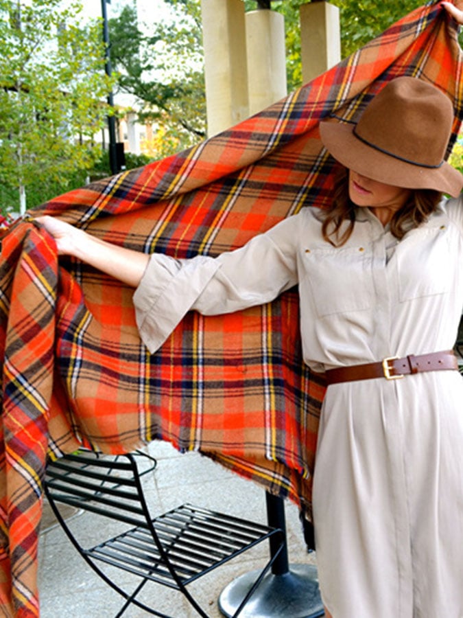 カシミヤチェック柄スクエアスカーフ