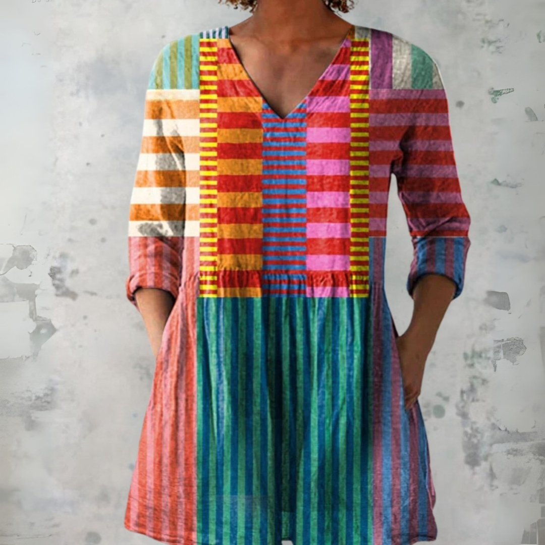 Vネック ハーフスリーブ プリントシャツ